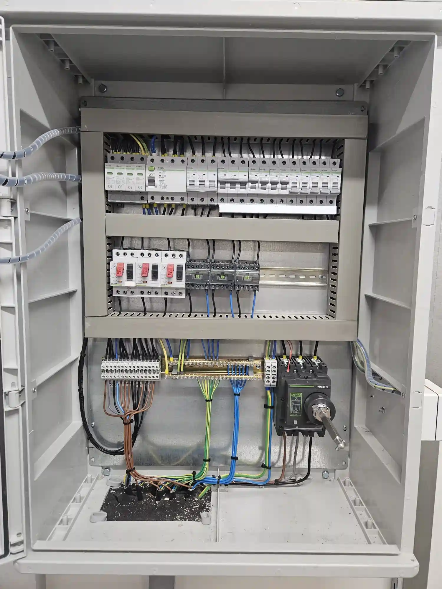Elektro ormar, Kragujevac